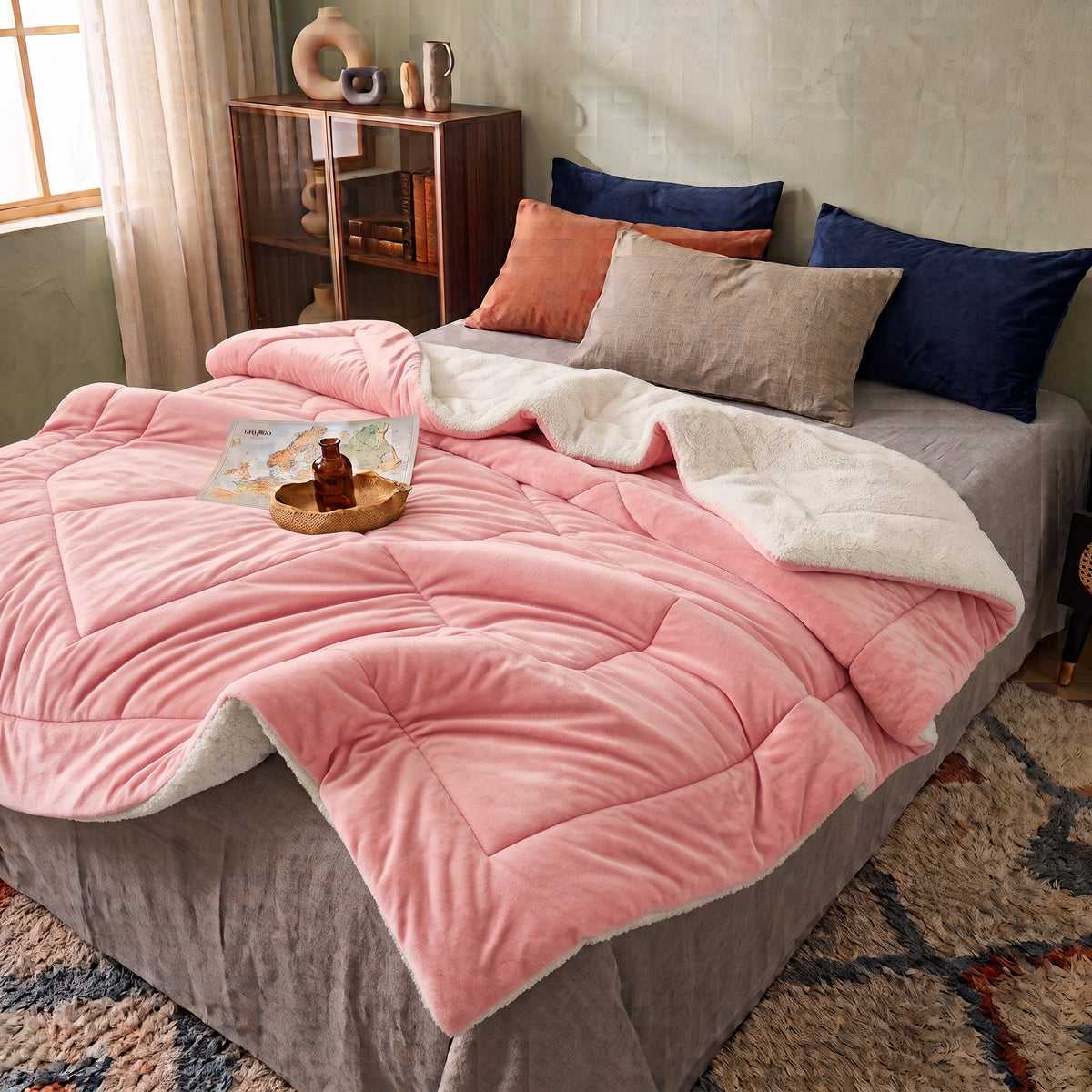 Double-Sided Faux Lambswool Fleece Cozy Blanket