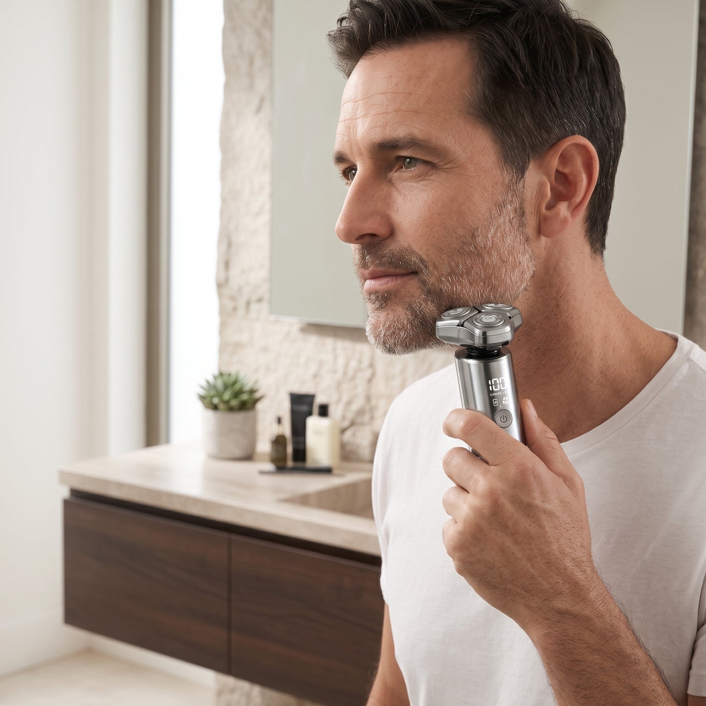 3-Head Magnetic Rotary Electric Shaver & Grooming Kit