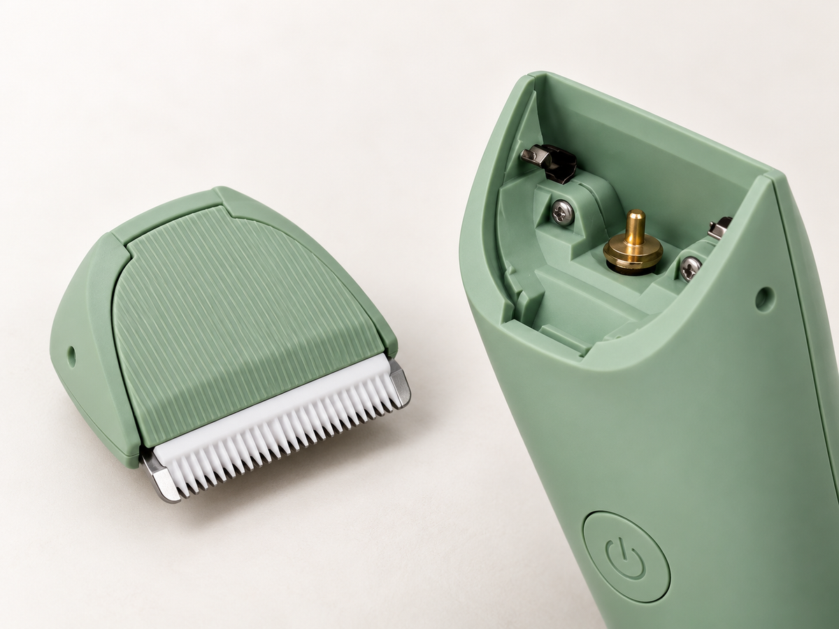 Men's Waterproof Body Trimmer with Ceramic-Stainless Blade System