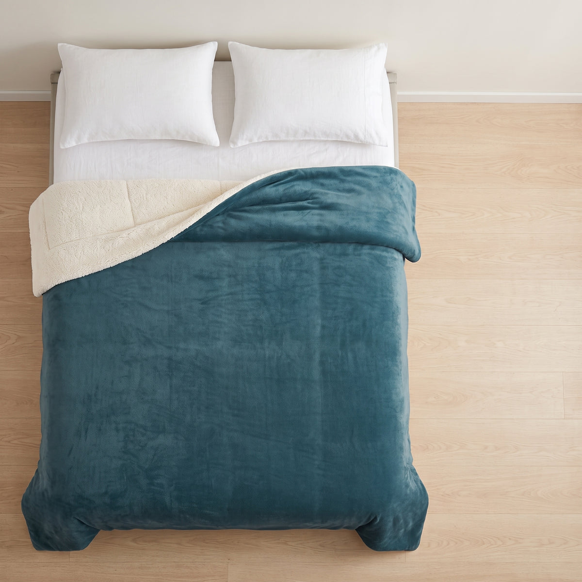 Double-Sided Plush Fleece Sherpa Blanket