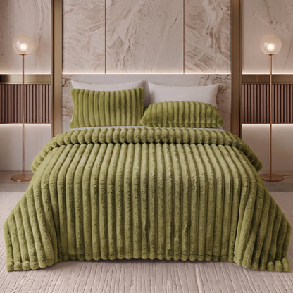 Wide-Ribbed Faux Rabbit Plush Blanket for Sofa & Bed