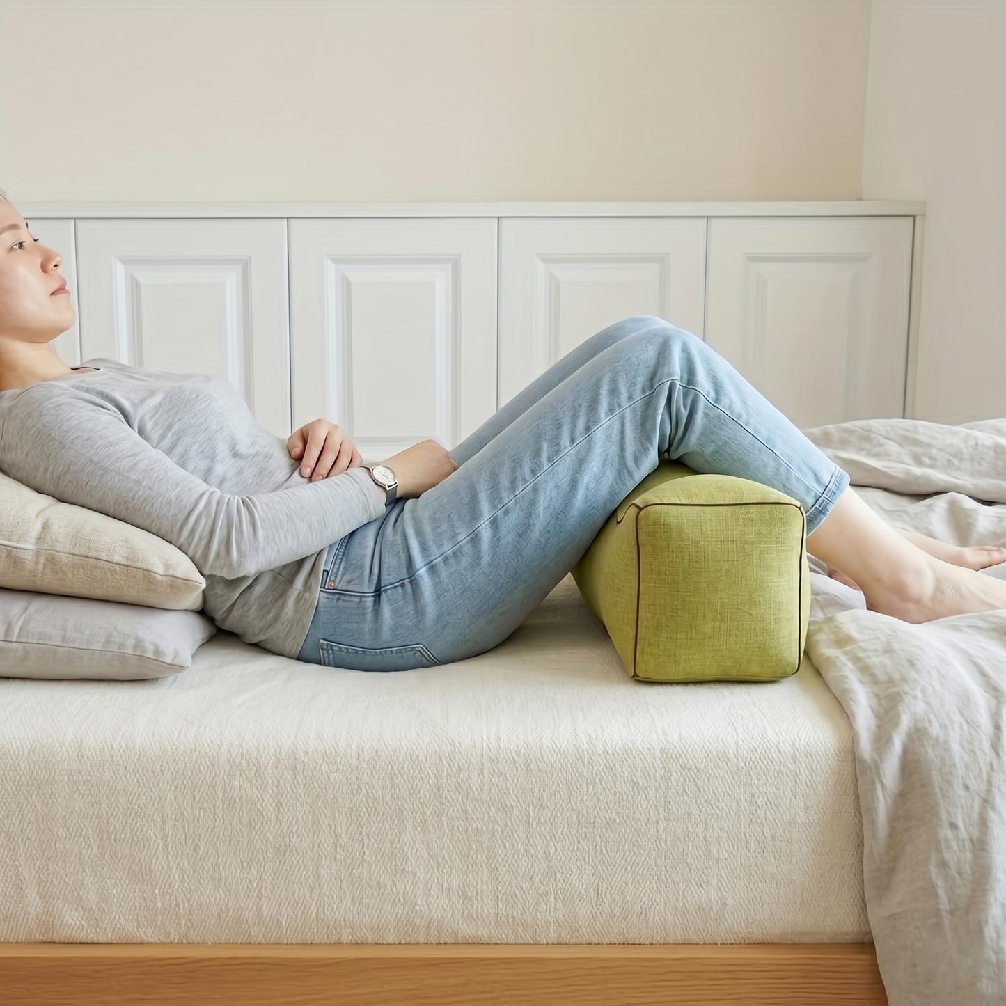 Ergonomic Leg & Hip Support Pillow for Relaxation & Elevated Comfort