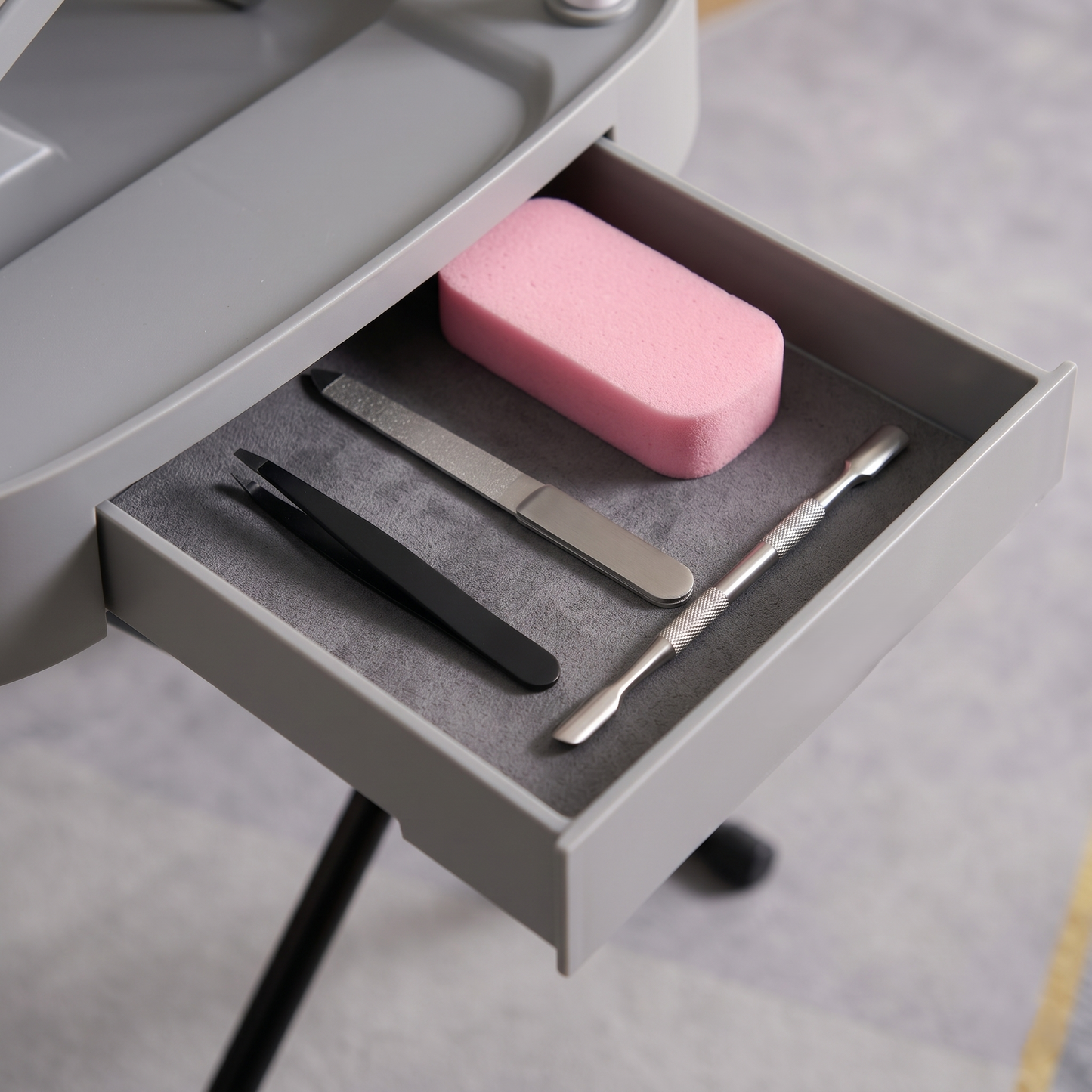 Adjustable Foot Care Station – Elevated Comfort Platform with Light & Mirror for Easy At-Home Grooming