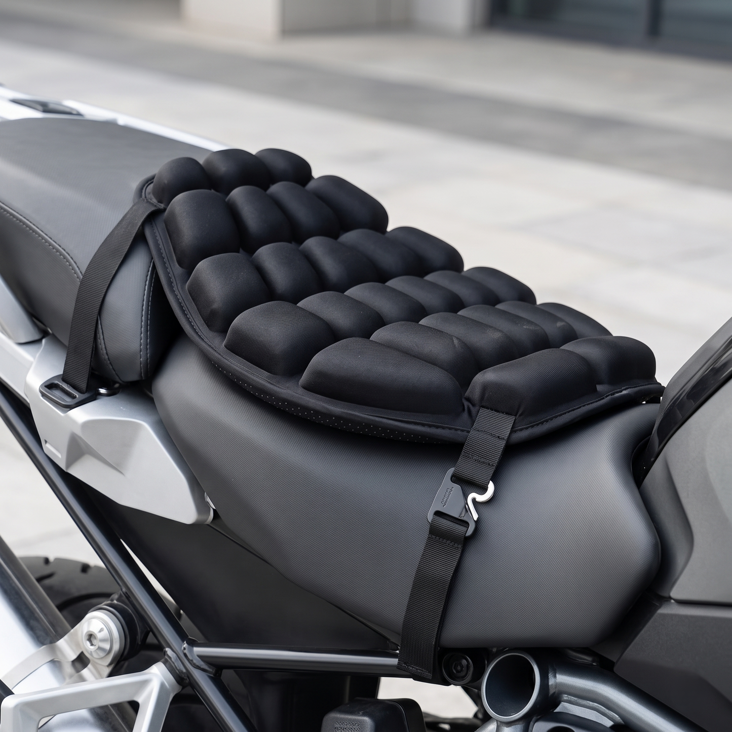 Inflatable Motorcycle Air Seat Cushion with Ventilated Cell Design