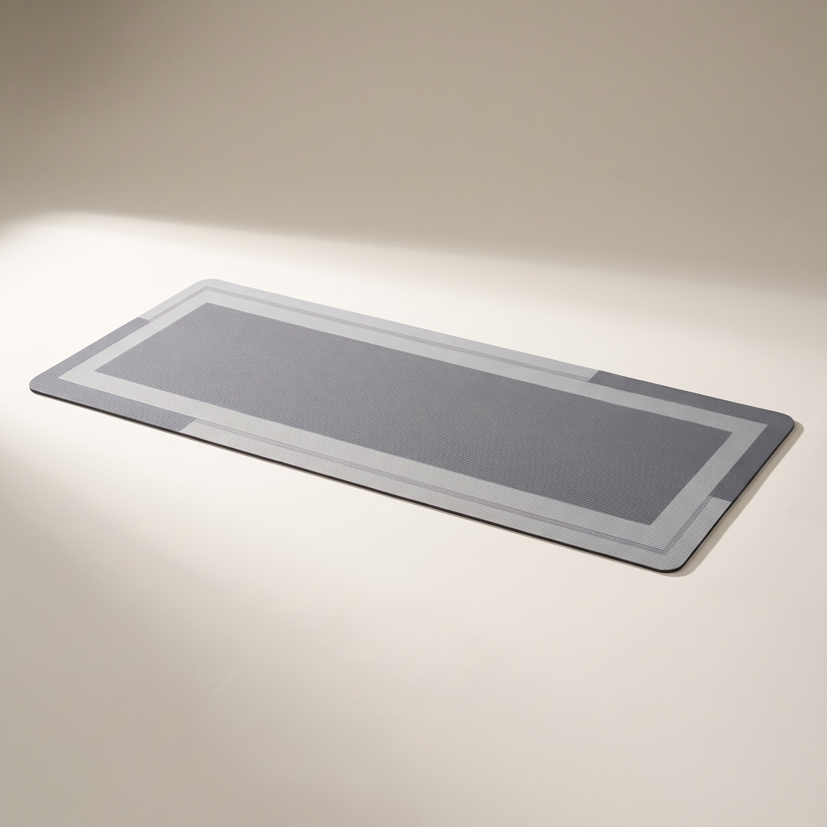 Low-Profile Bathroom Runner Mat with Rubber Backing