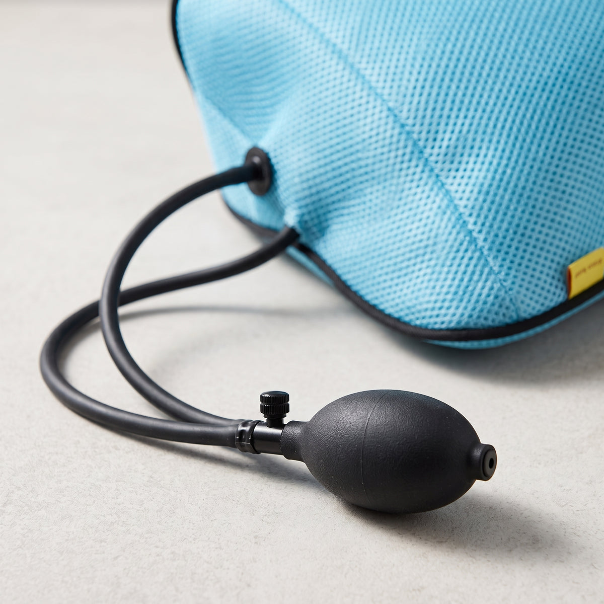 Portable Inflatable Lumbar Support Cushion with Air Pump