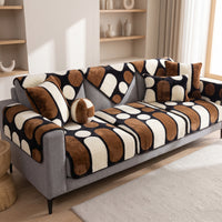 Brown/cream/black geometric pattern