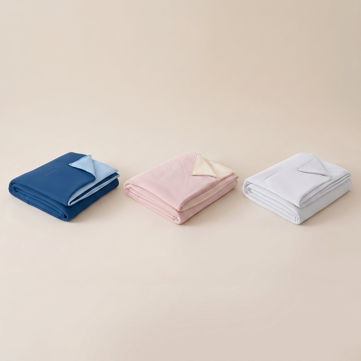 Reversible Cooling Feel Summer Blanket with Dual-Fabric Construction
