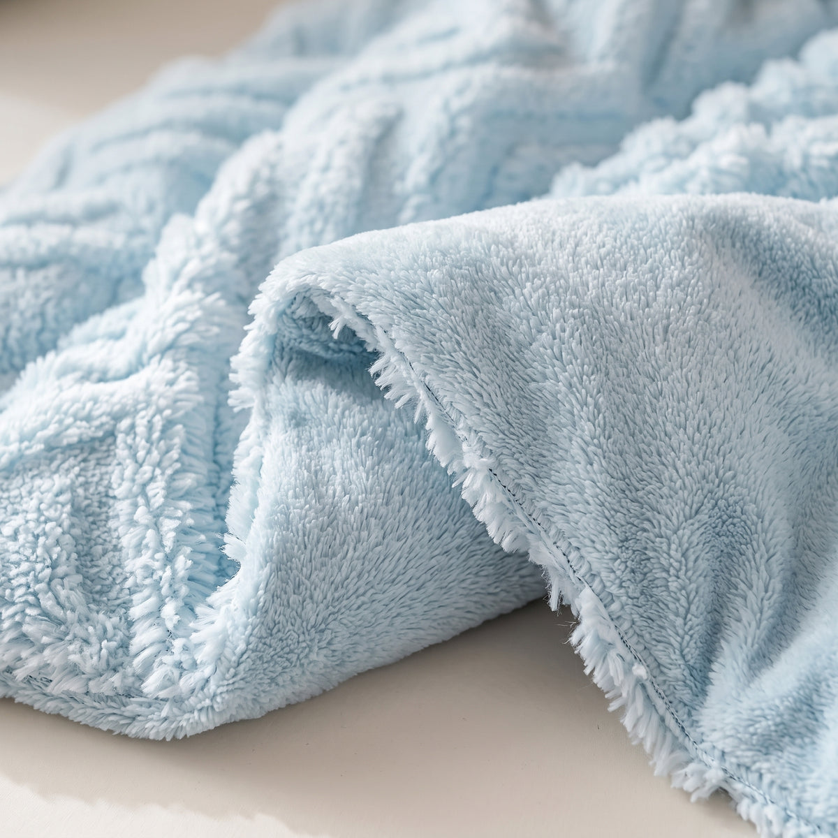 Textured Double-Sided Plush Velvet Zippered Duvet Cover