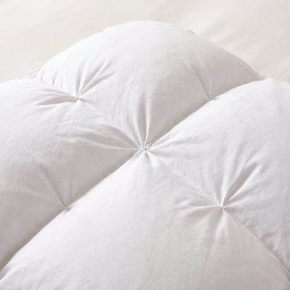 White Goose Down Pinch-Pleated Winter Comforter