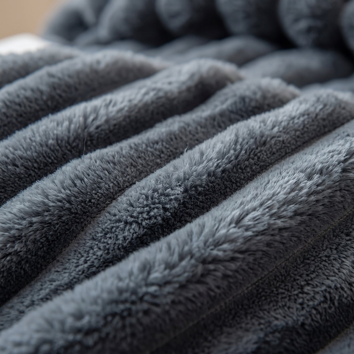 Wide-Ribbed Faux Rabbit Plush Blanket for Sofa & Bed
